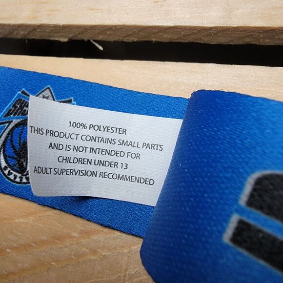 Dallas Mavericks Lanyard w/ Clip Royal Blue - Picture 4 of 4